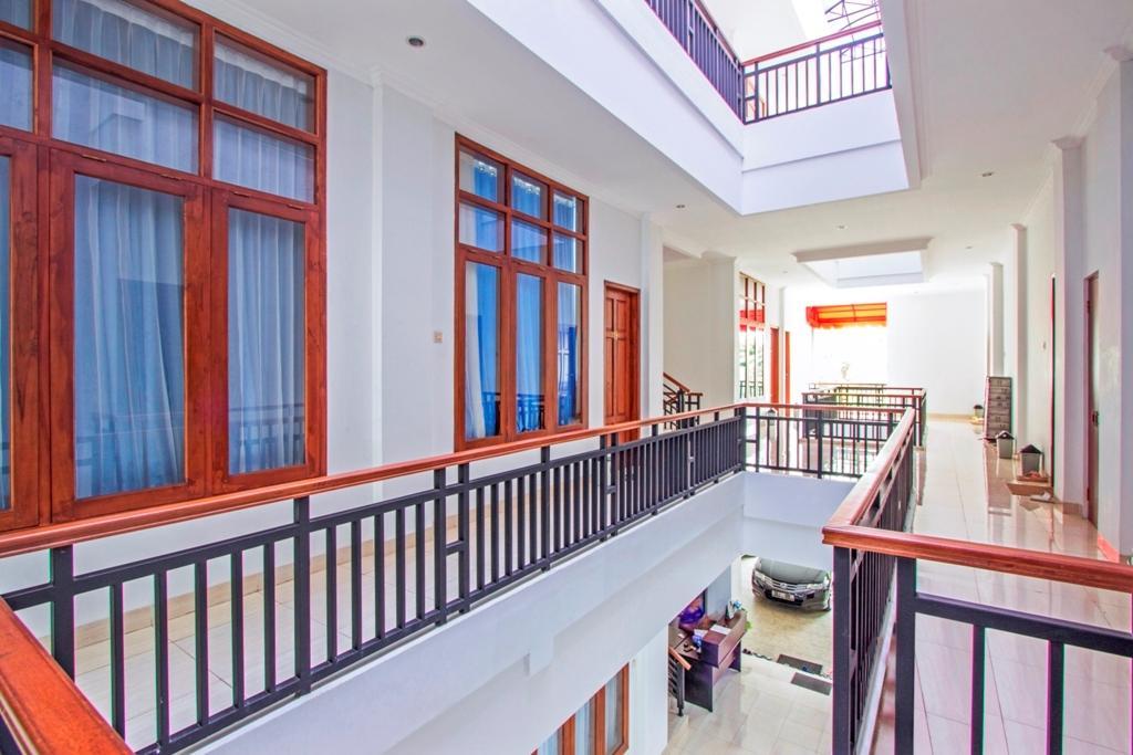 Reddoorz @ Plemburan Hotel สเลมาน ภายนอก รูปภาพ
